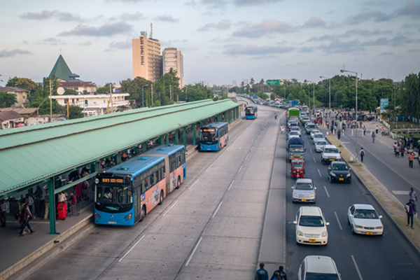 Read more about the article Dar es Salaam’s new rapid bus system won international acclaim – but it excludes the poor